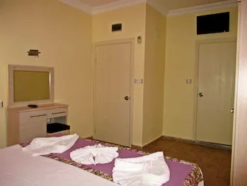 Canna Garden Hotel - Adults Only