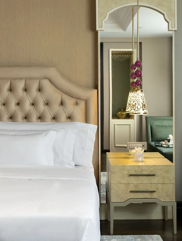Sultan Penthouse Suite