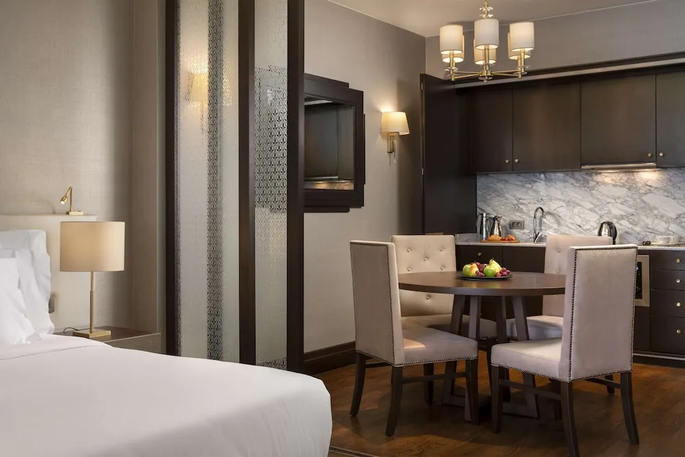 Suite Kitchenette
