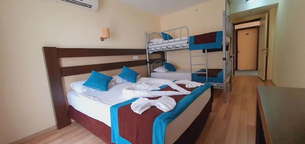 Oda, Kısmi Deniz Manzaralı