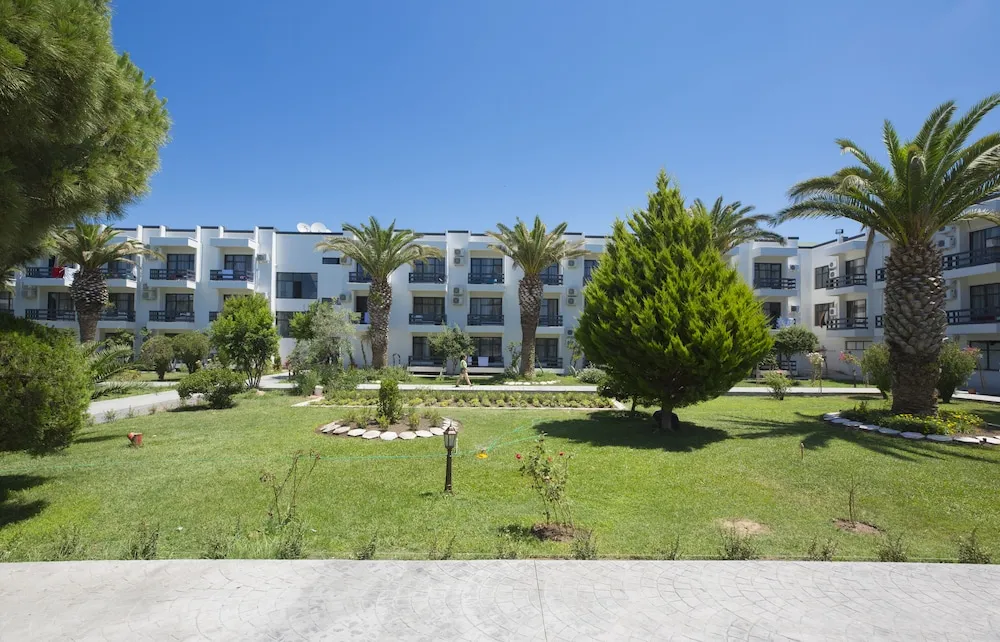 Standard Oda, Bahçe Manzaralı