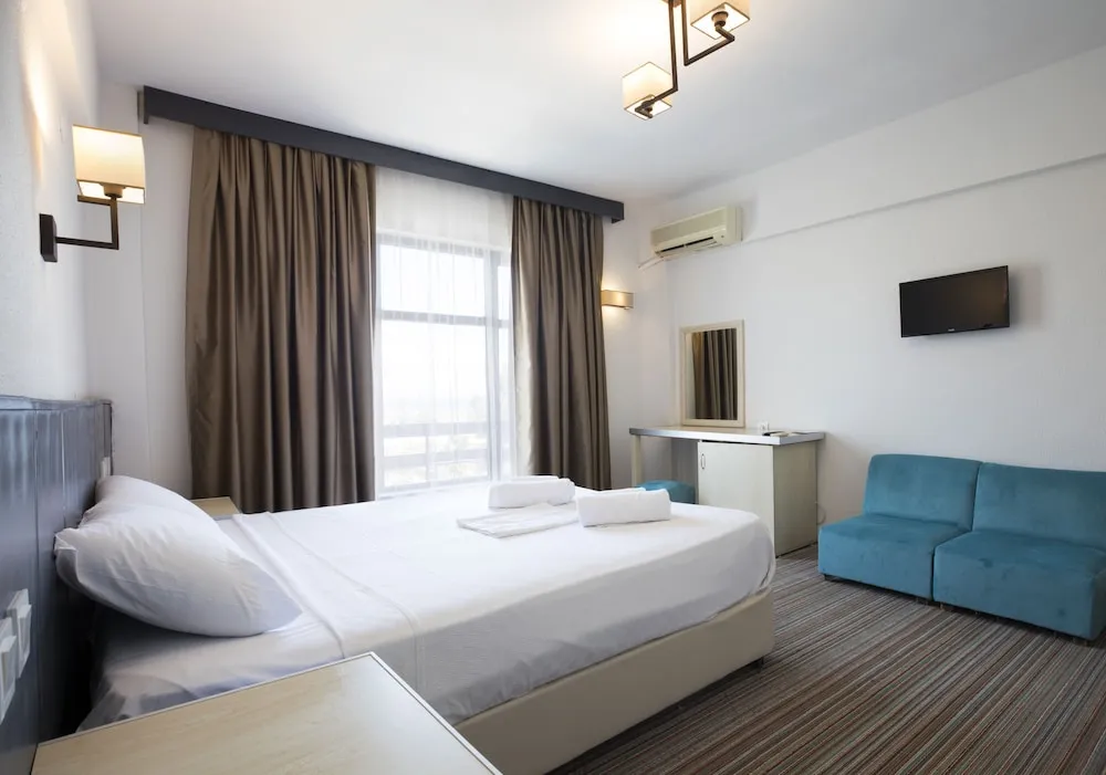 Standard Oda, Bahçe Manzaralı