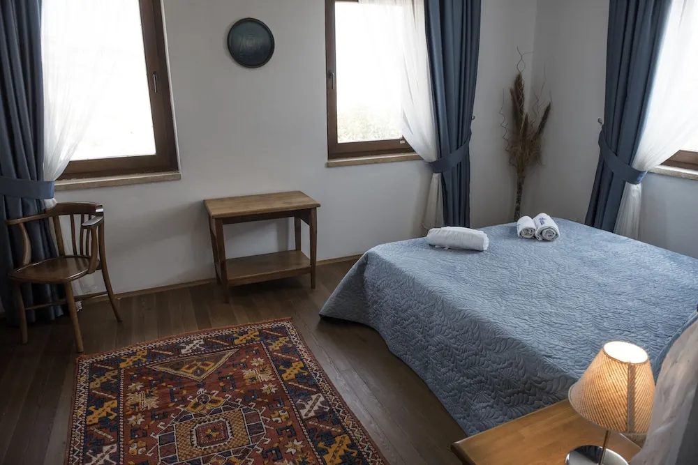Standard Tek Büyük veya İki Ayrı Yataklı Oda