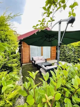Adesa Bungalow Hotel