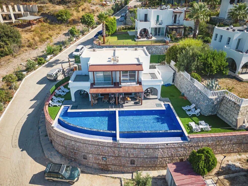 Konaklama yerinin ön cephesi