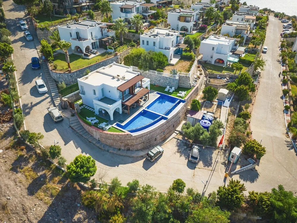 Konaklama yerinin ön cephesi