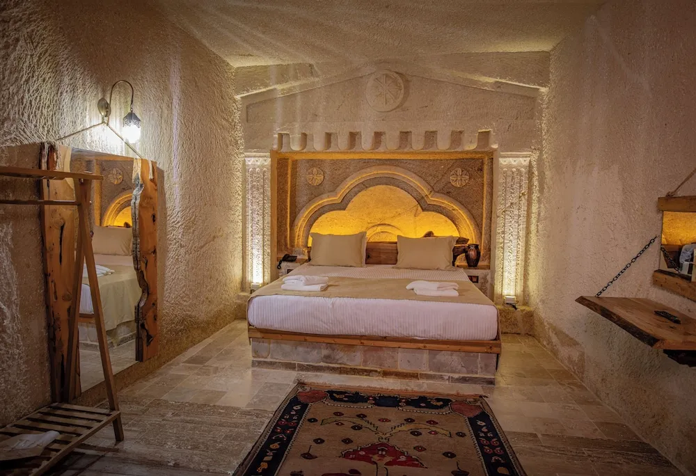 Honeymoon Oda, Avlu Manzaralı