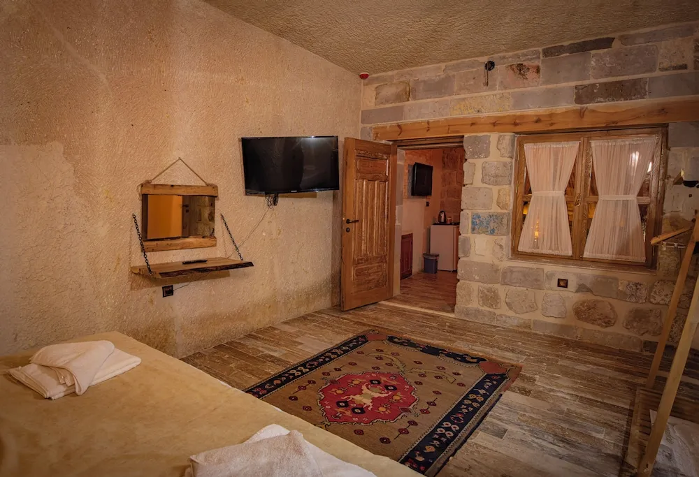 Honeymoon Oda, Avlu Manzaralı