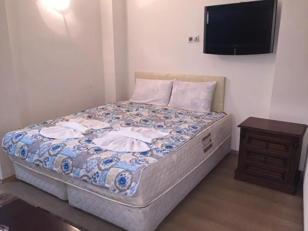 Süit, 1 Çift Kişilik Yatak ve Çekyat, Sigara İçilmez, Şehir Manzaralı