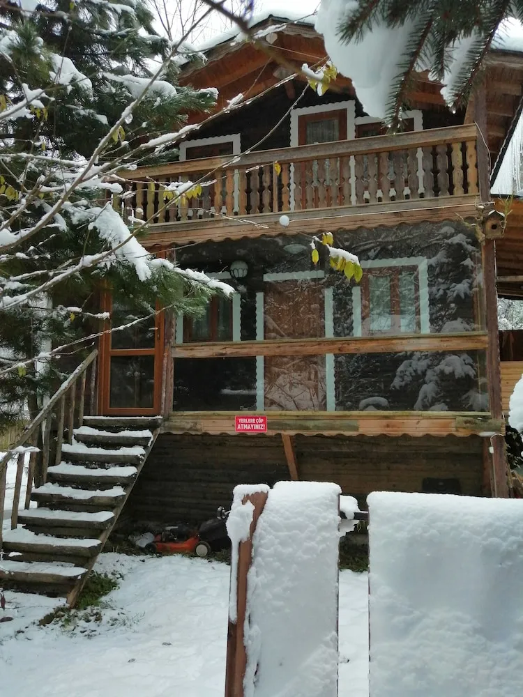 Bungalov (Kus Evi)