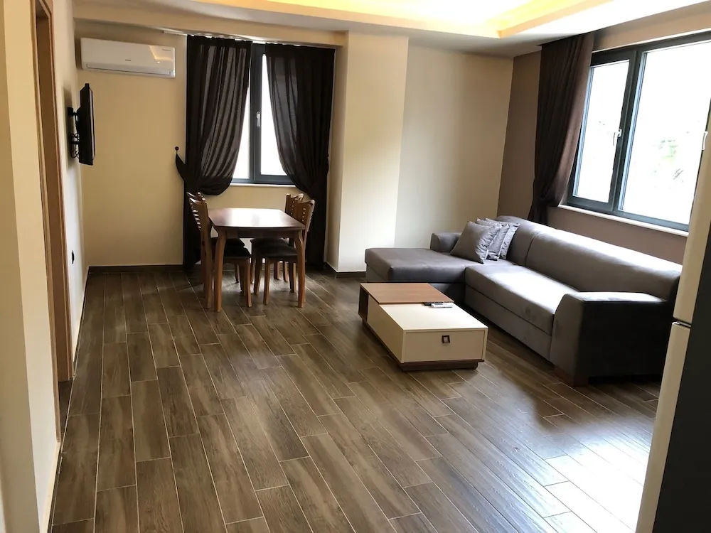 Deluxe Apart Daire