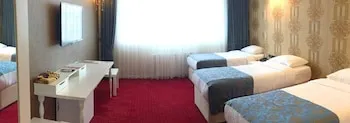 Kadhirga Hotel