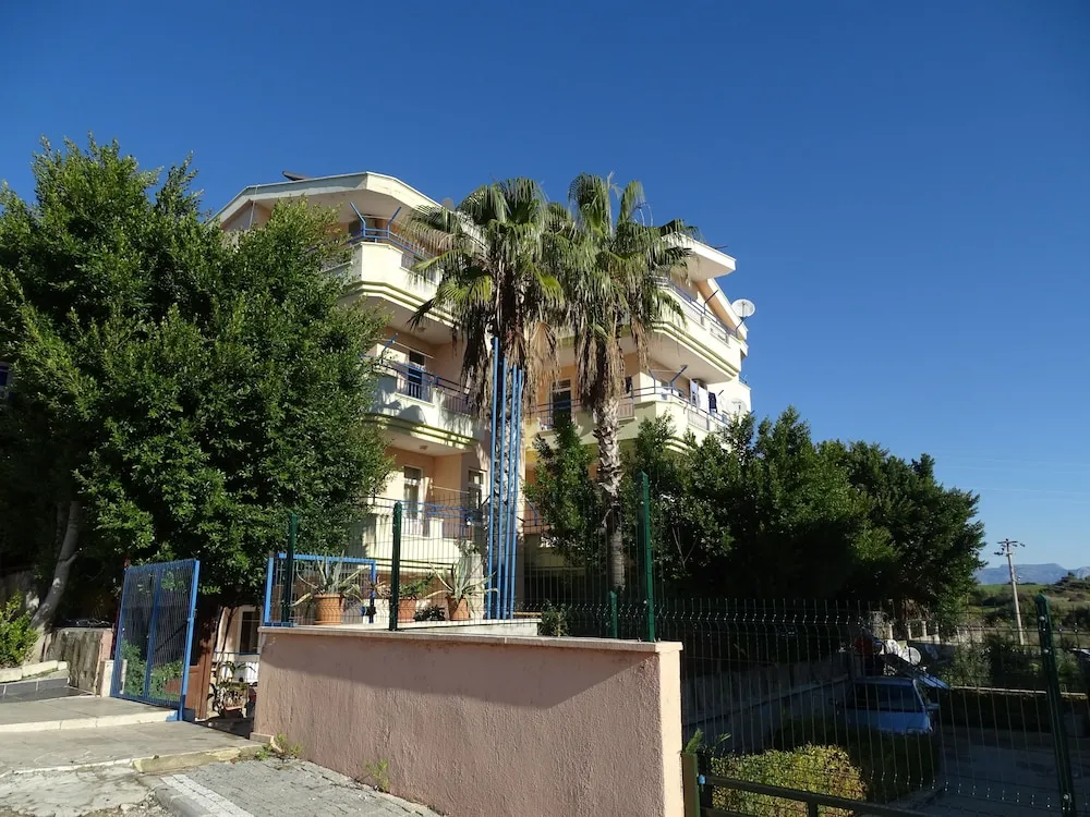 Side Forever Apart Otel