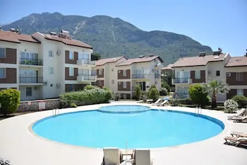Natura Apartments C2 by Turkish Lettings