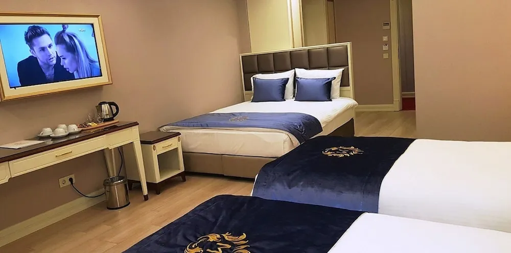 Deluxe Dört Kişilik Oda