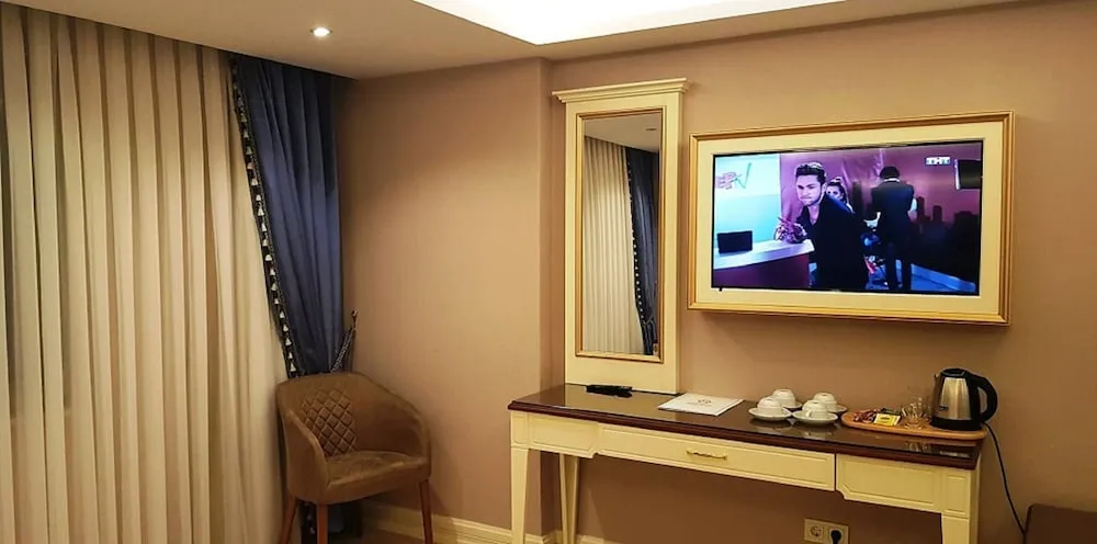 Deluxe Dört Kişilik Oda