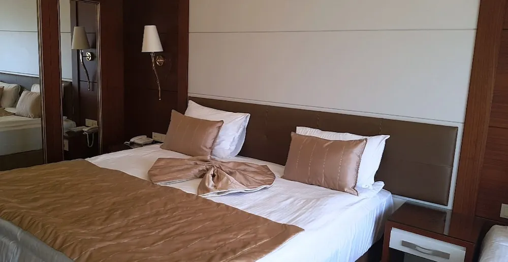 Deluxe Üç Kişilik Oda, Birden Çok Yatak, Sigara İçilmez
