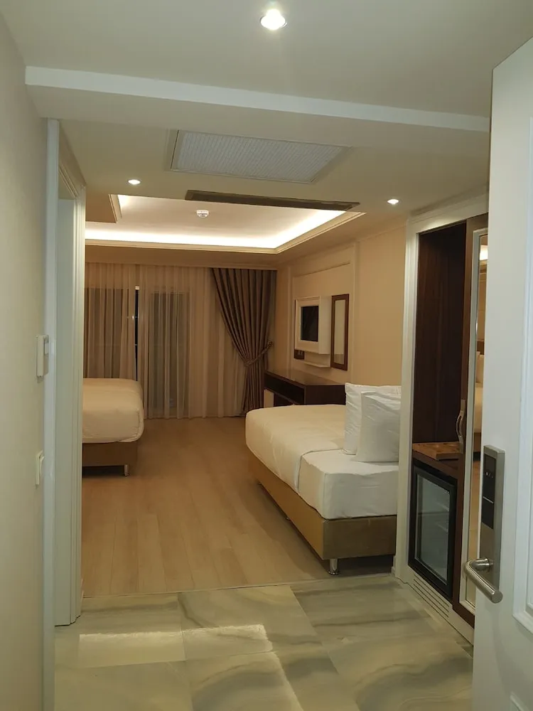 Deluxe Üç Kişilik Oda, Birden Çok Yatak, Sigara İçilmez