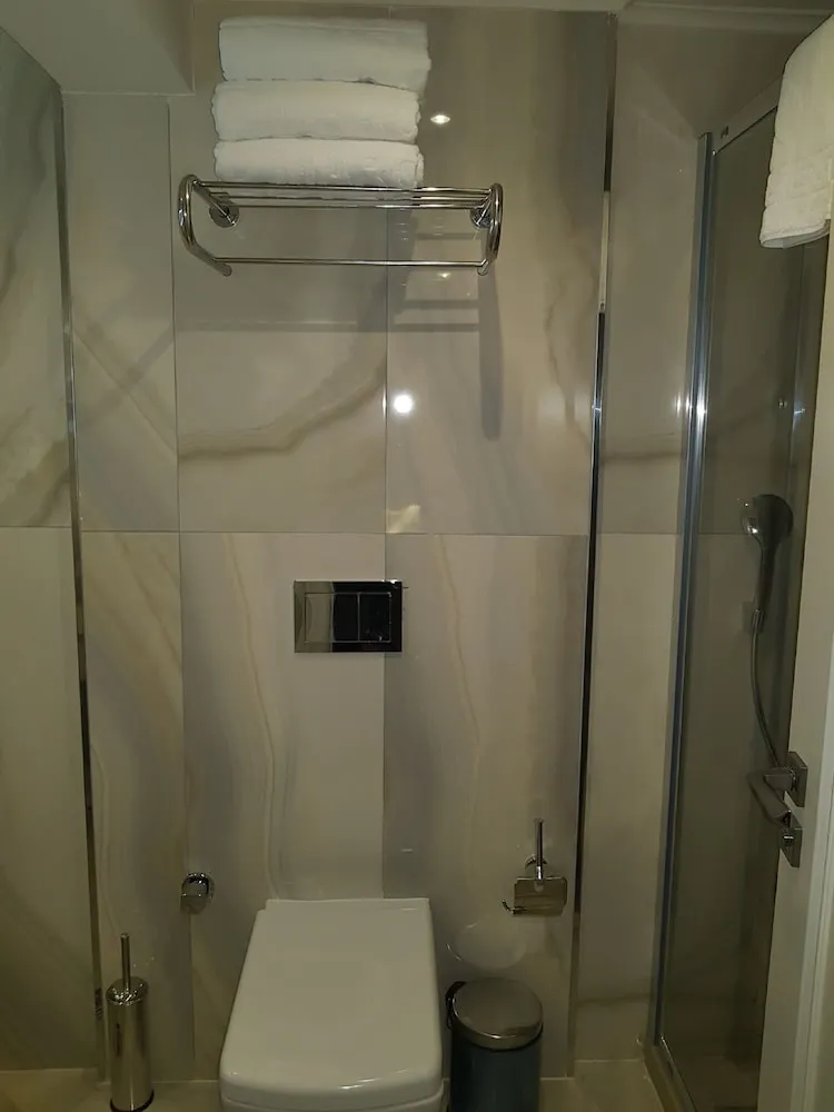 Deluxe Üç Kişilik Oda, Birden Çok Yatak, Sigara İçilmez