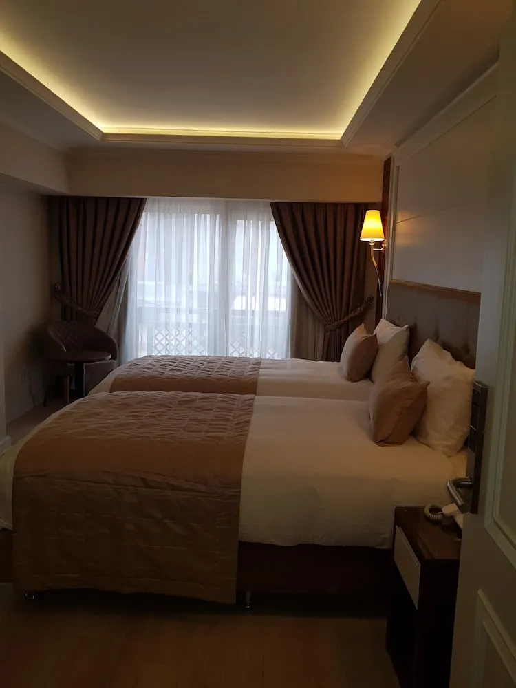 Deluxe Tek Büyük veya İki Ayrı Yataklı Oda, Birden Çok Yatak, Sigara İçilmez