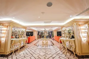 Grand Marcello Hotel & Spa