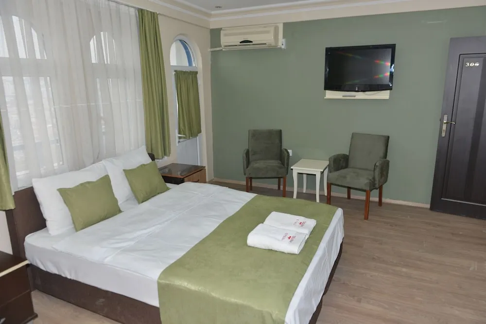 Deluxe Oda, 1 Yatak Odası, Sigara İçilebilir, Şehir Manzaralı