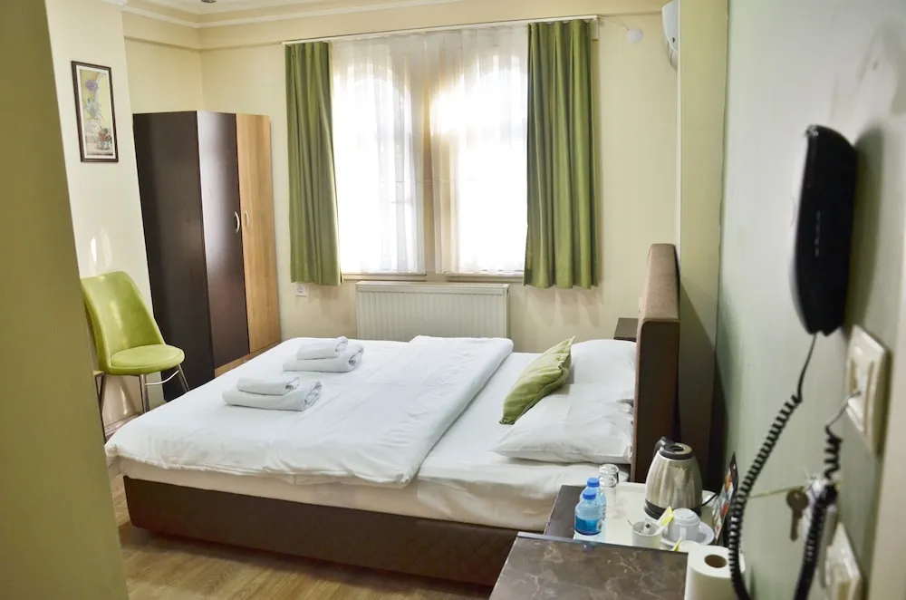 Comfort Oda, 1 Çift Kişilik Yatak, Sigara İçilebilir