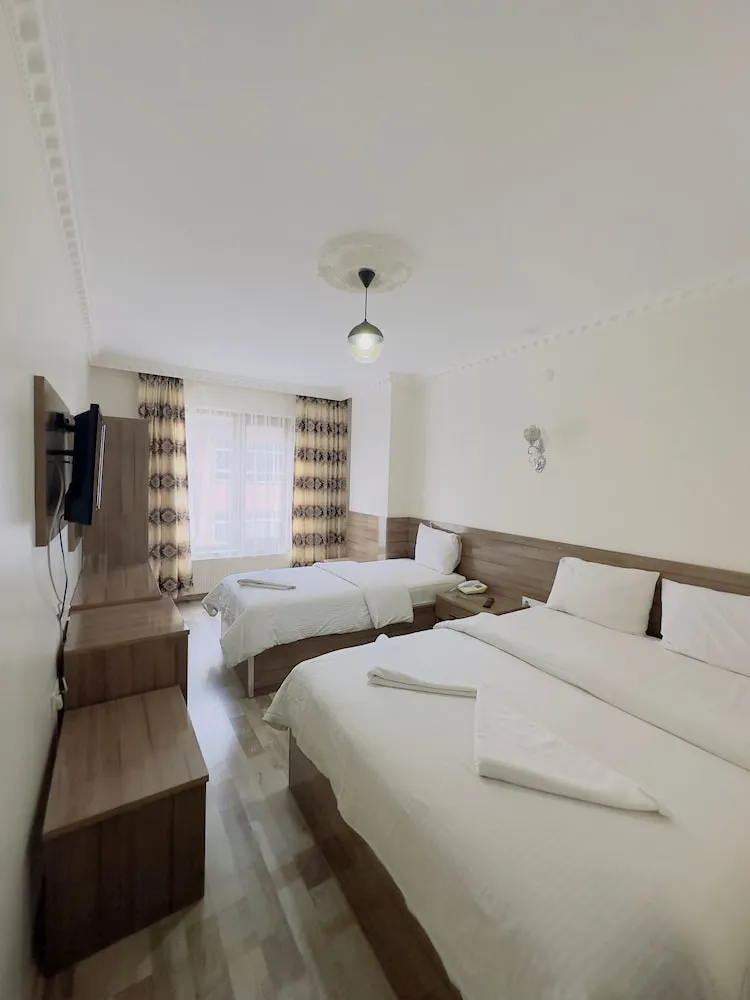 Comfort Üç Kişilik Oda, Sigara İçilmez, Şehir Manzaralı