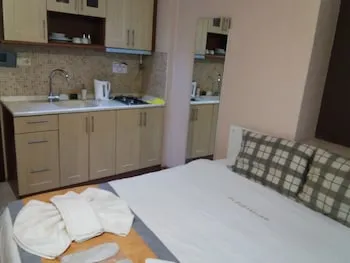 Full House Boutique Otel