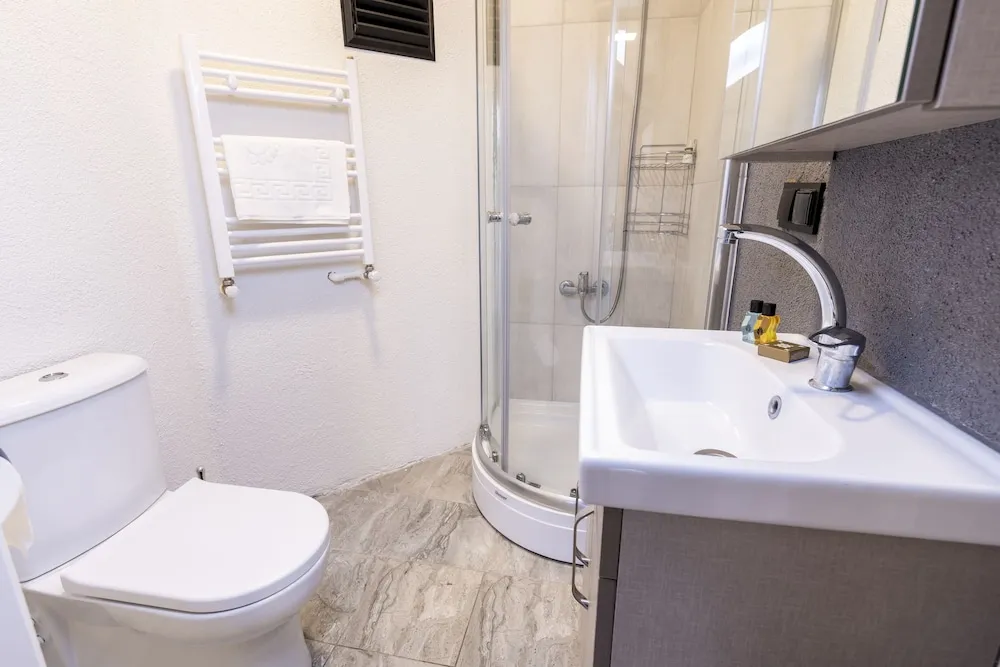 Executive Studio, Terrace 3