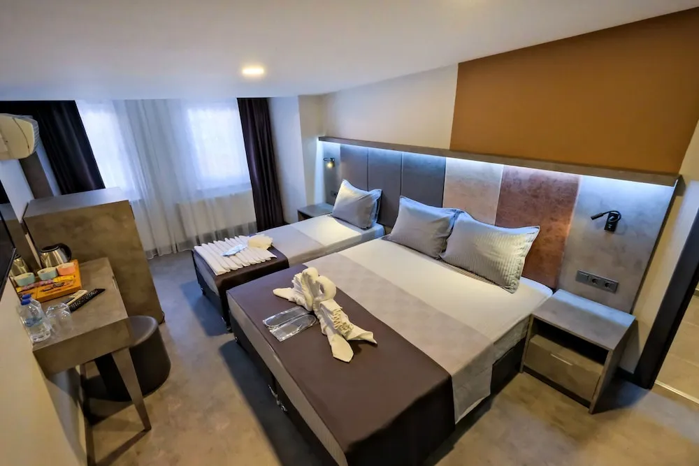 Deluxe Üç Kişilik Oda, Sigara İçilmez