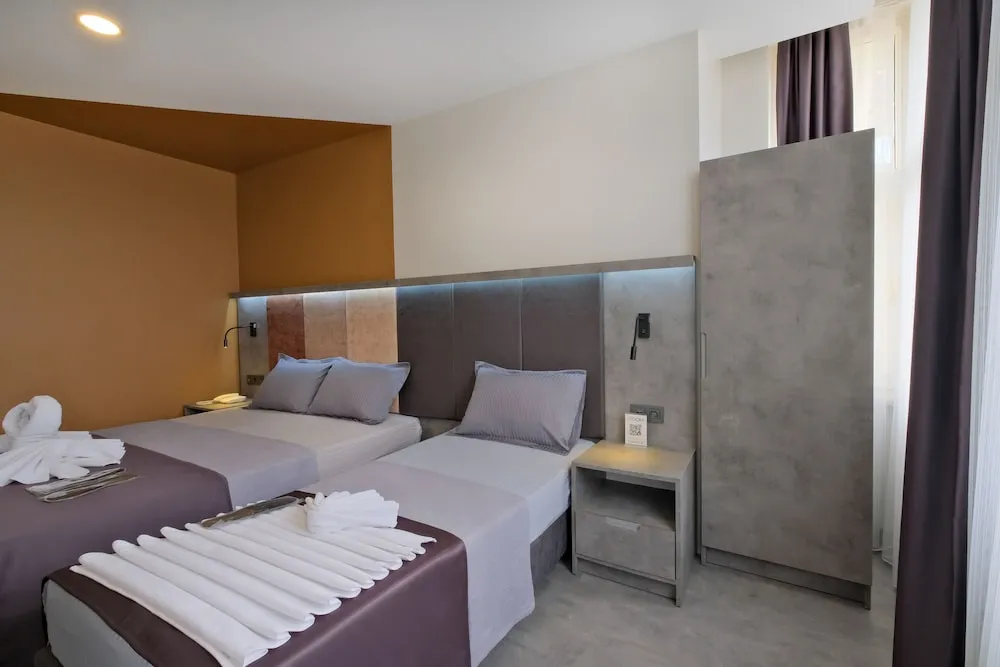 Deluxe Üç Kişilik Oda, Sigara İçilmez