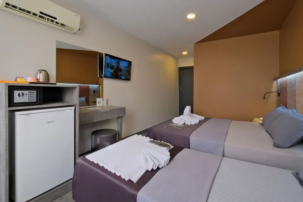 Deluxe Üç Kişilik Oda, Sigara İçilmez