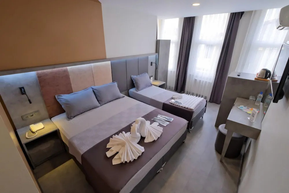 Deluxe Üç Kişilik Oda, Sigara İçilmez