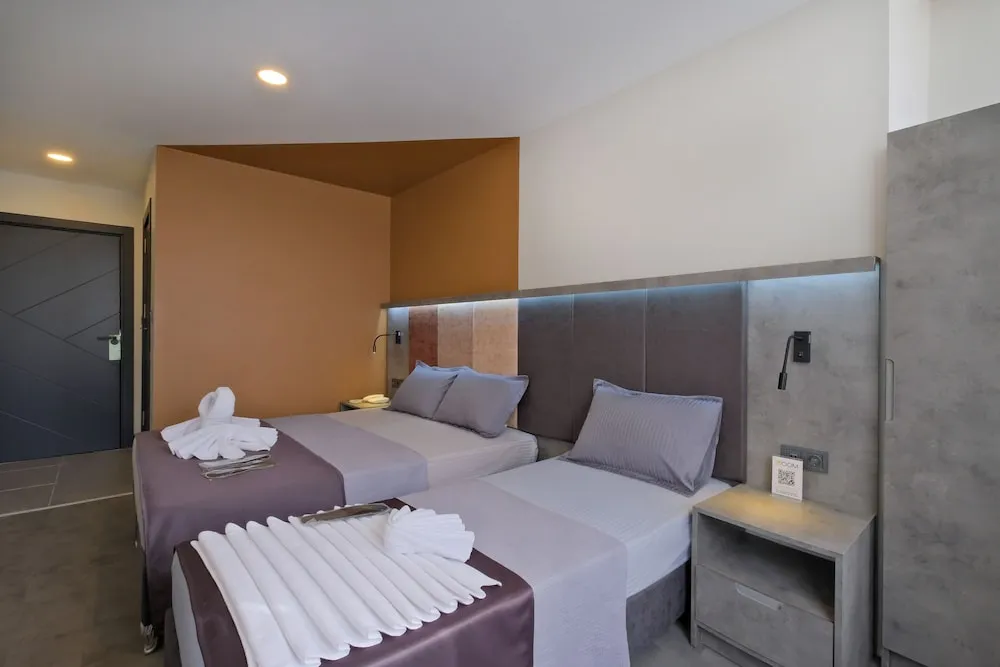 Deluxe Üç Kişilik Oda, Sigara İçilmez