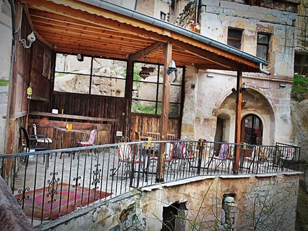 Honeymoon Süit, 1 En Büyük (King) Boy Yatak, Sıcak Su Küveti, Dağ Yamacı