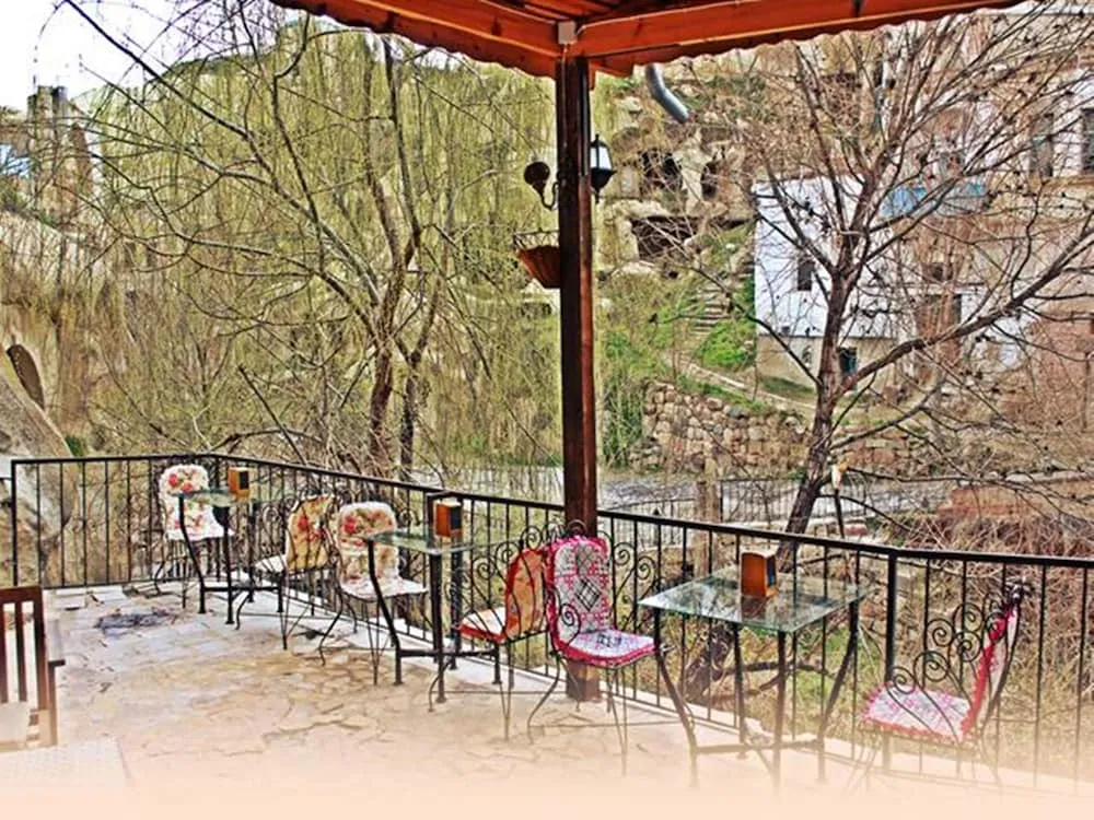 Honeymoon Süit, 1 En Büyük (King) Boy Yatak, Sıcak Su Küveti, Dağ Yamacı