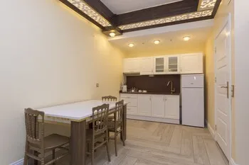 Merada Suite Hotel