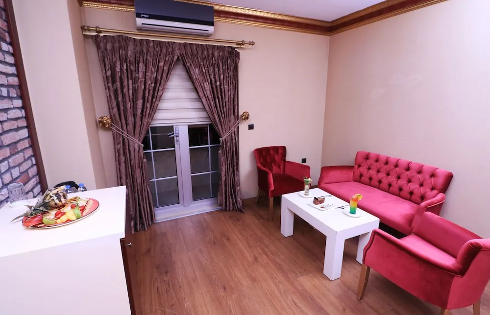 Deluxe Stüdyo Süit