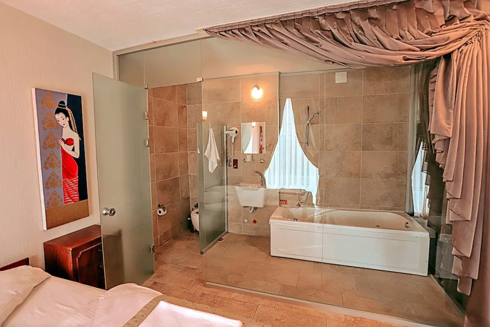 Panoramic Üç Kişilik Oda, Sıcak Su Küveti, Vadi Manzaralı