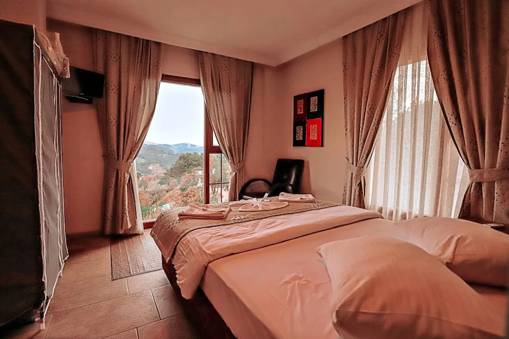 Panoramic Tek Büyük Yataklı Oda, Sıcak Su Küveti, Vadi Manzaralı