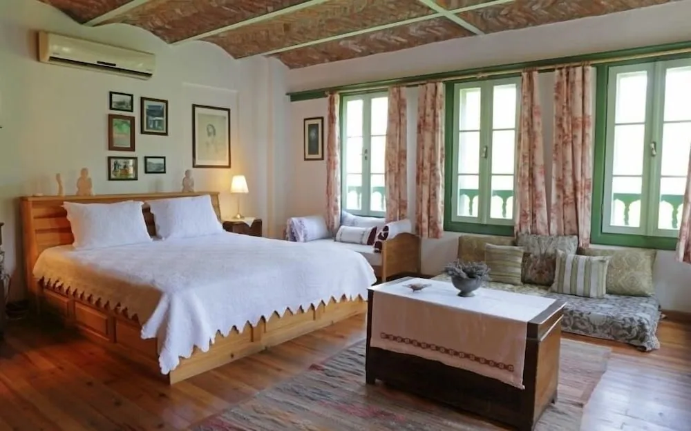 Nişanyan Evleri Hotel