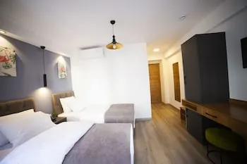 Set Ozer Hotel