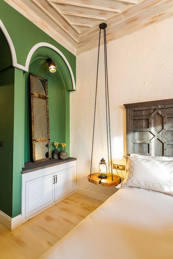 Romantic Room with Bathtub