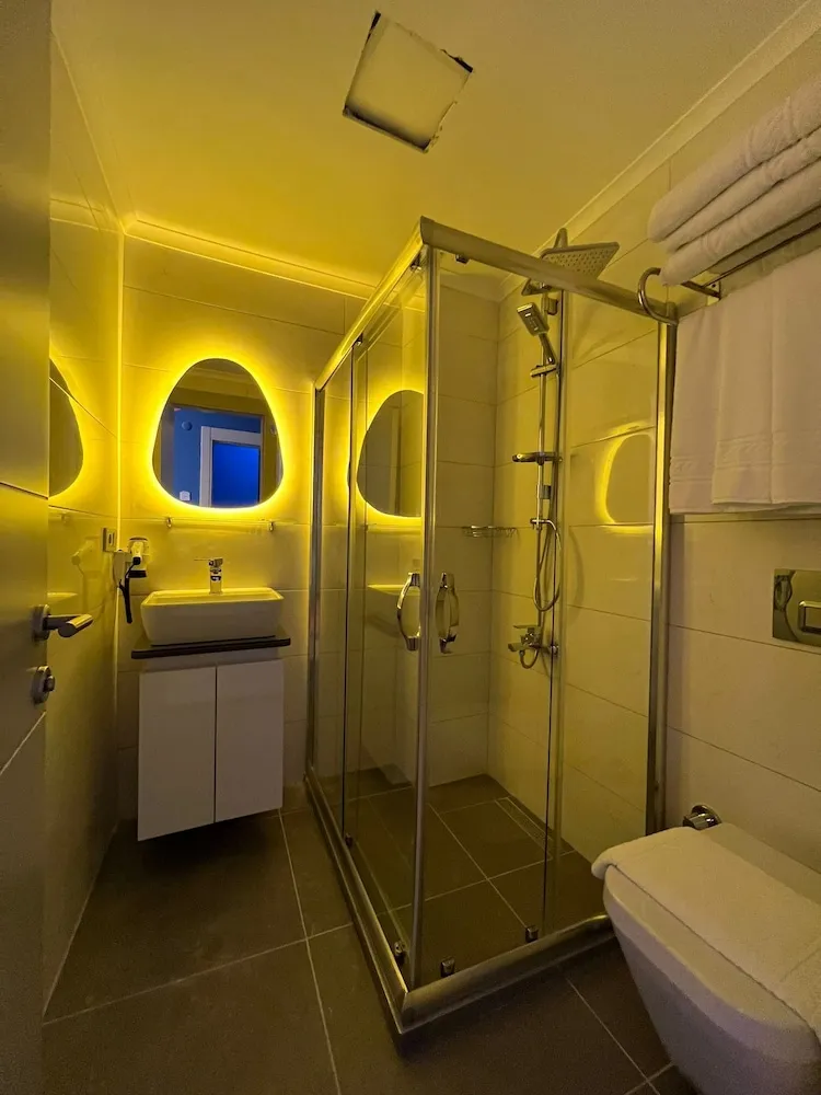 Standard Tek Büyük Yataklı Oda, Balkon