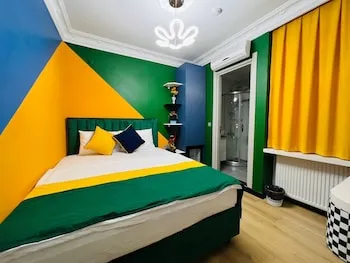 Apex Hotel