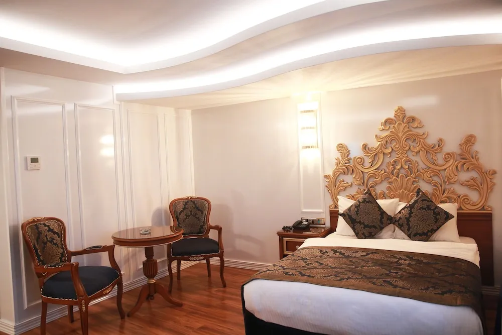 Junior Süit, Şehir Manzaralı