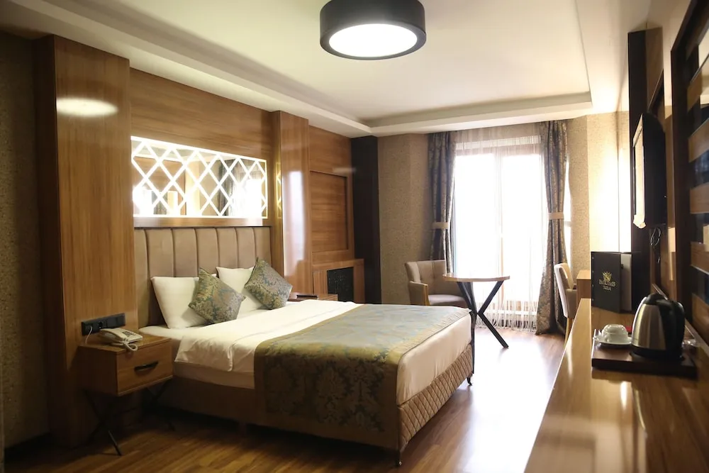 Standard Oda, Şehir Manzaralı