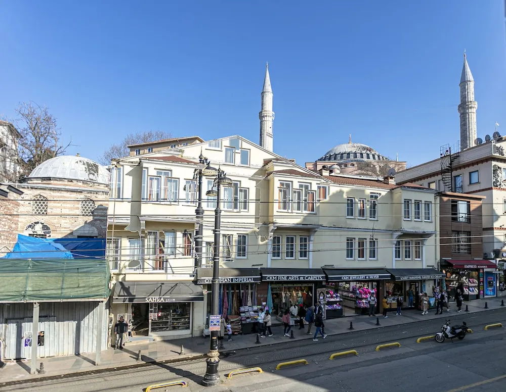 Superior Üç Kişilik Oda