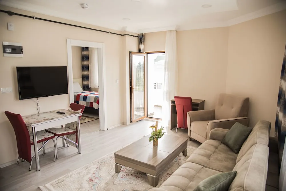 Comfort Süit, Birden Çok Yatak, Sigara İçilmez, Kısmi Deniz Manzaralı